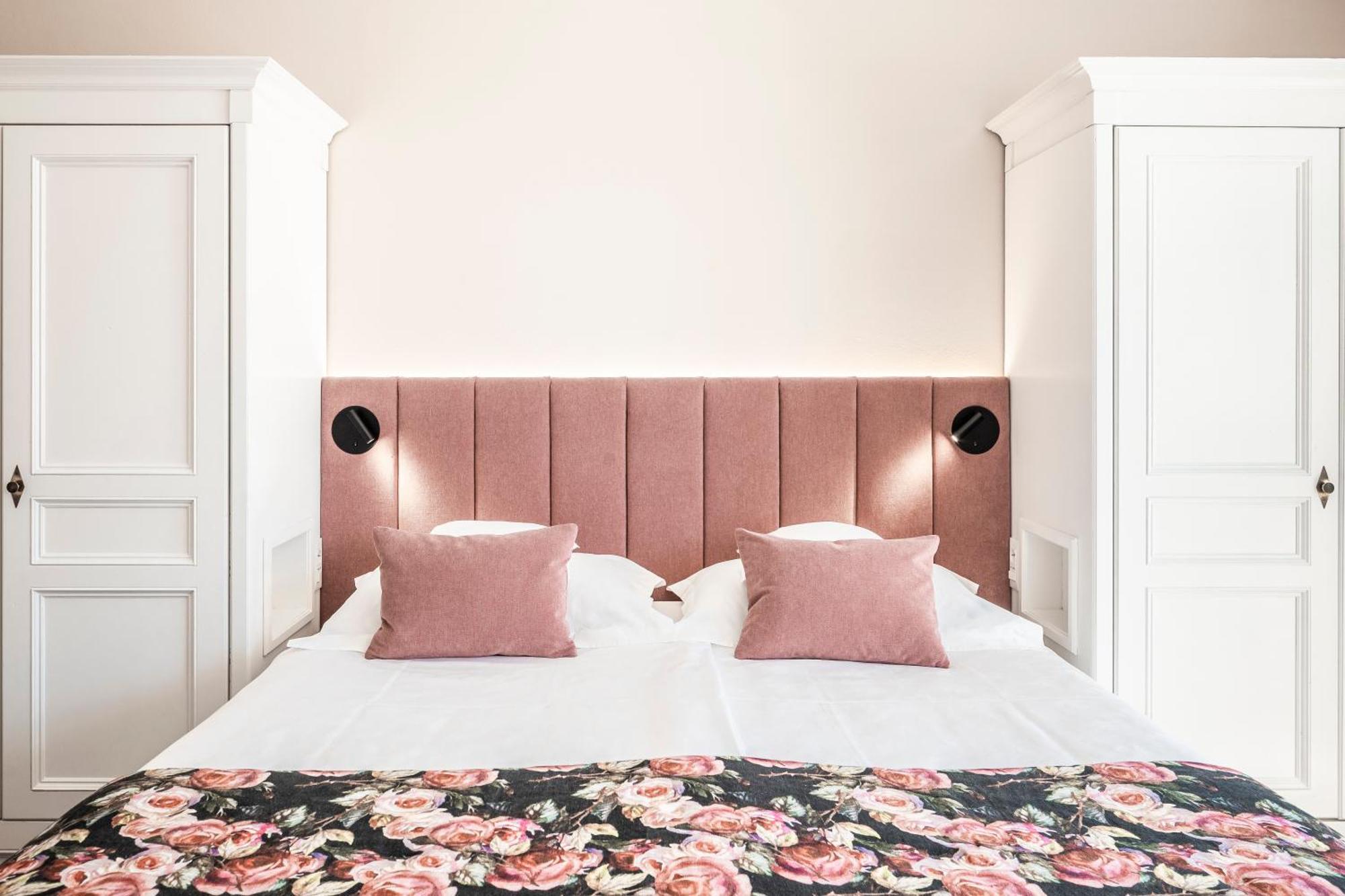 Hotel Pienzenau Am Schlosspark Μεράνο Εξωτερικό φωτογραφία