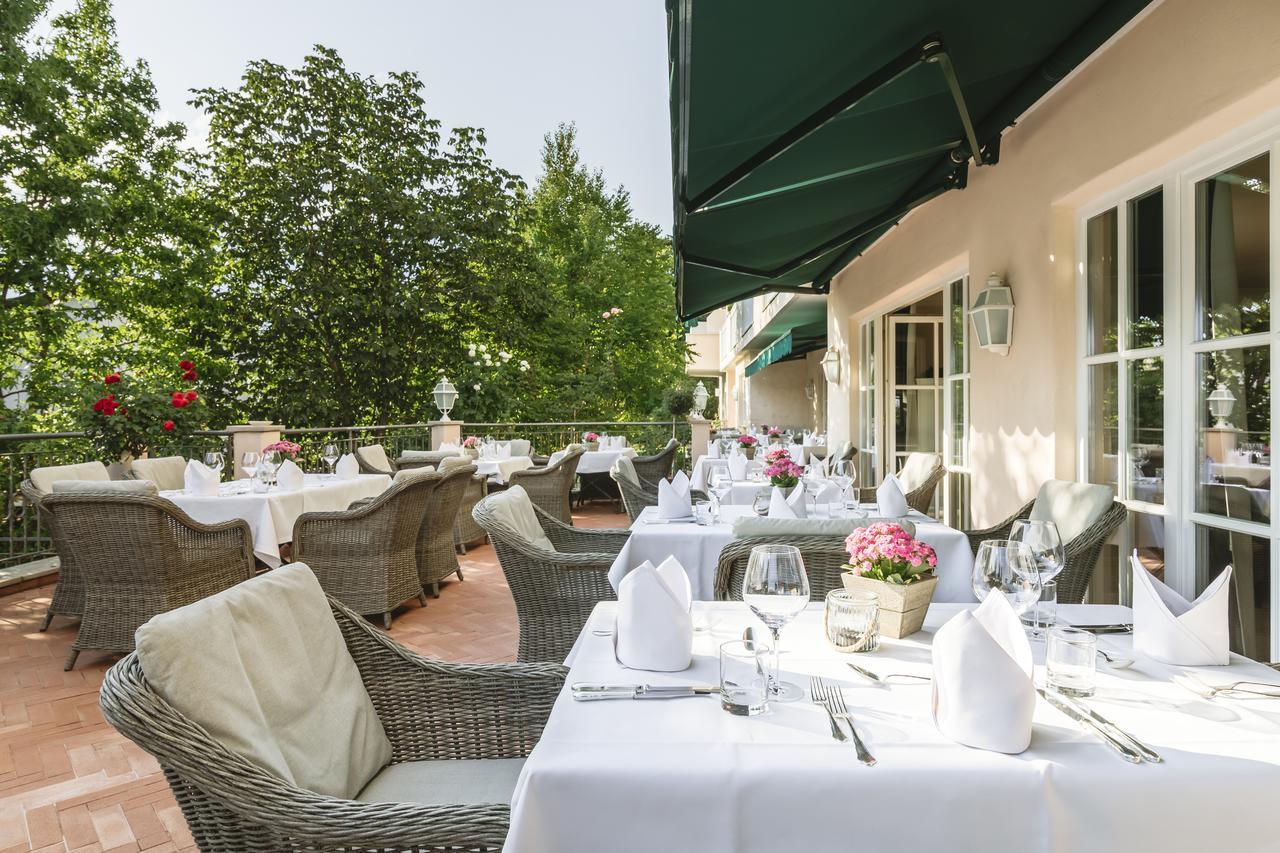 Hotel Pienzenau Am Schlosspark Μεράνο Εξωτερικό φωτογραφία