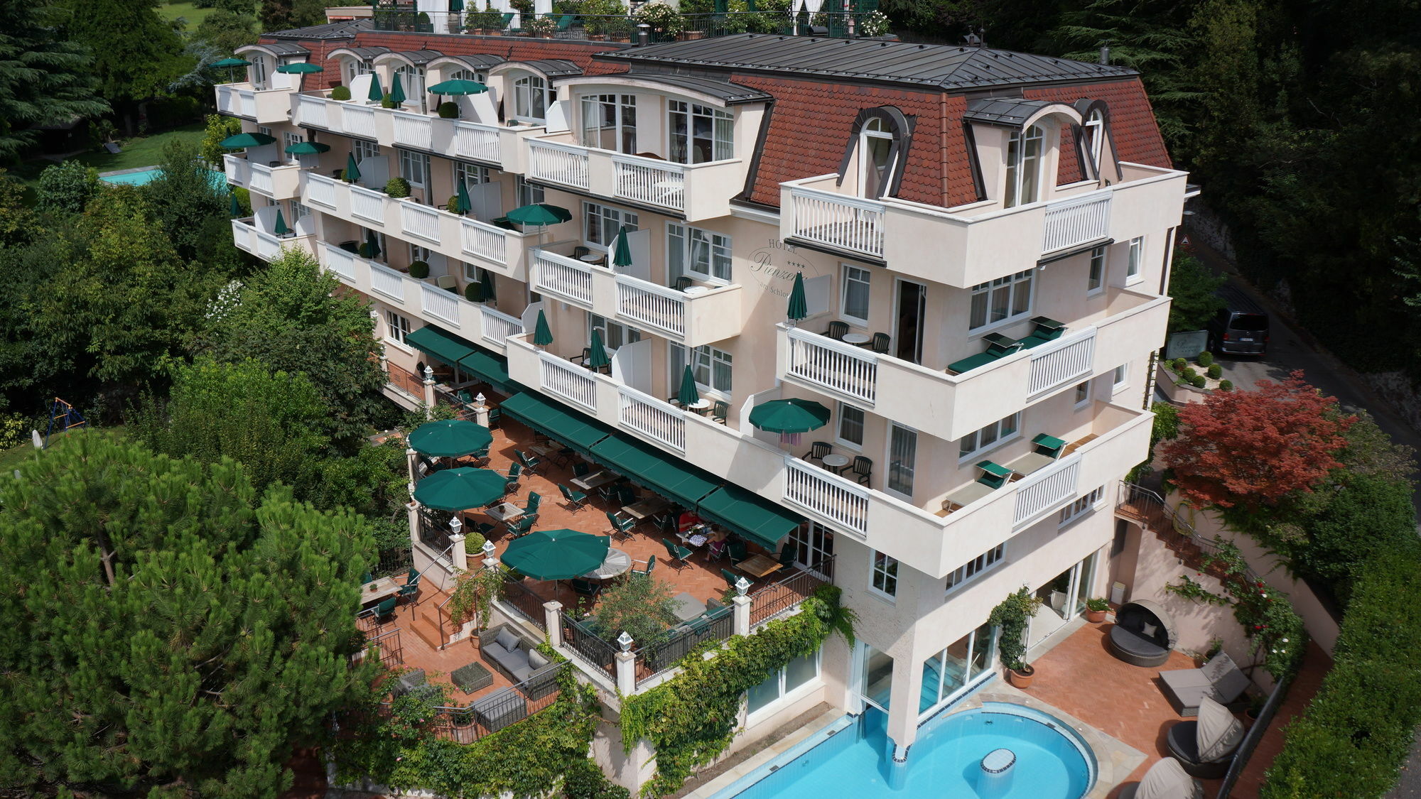 Hotel Pienzenau Am Schlosspark Μεράνο Εξωτερικό φωτογραφία